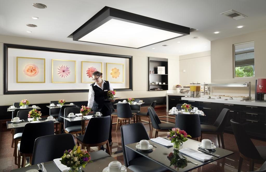 Holiday Suites Atenas Exterior foto